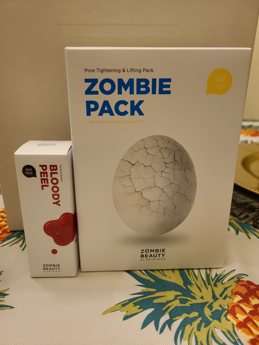 Zombie Pack Pore Tightening & Lifting Pack & Bloody Peel AHA Kbeauty